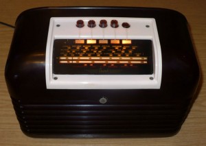 Bush DAC10 vintage valve radio