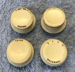 Bush AC34 control knobs