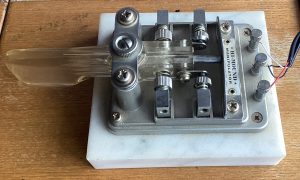 Morse Key Hi-Mound dual paddle MK-703