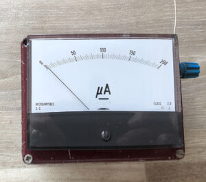 RF Volt meter sniffer