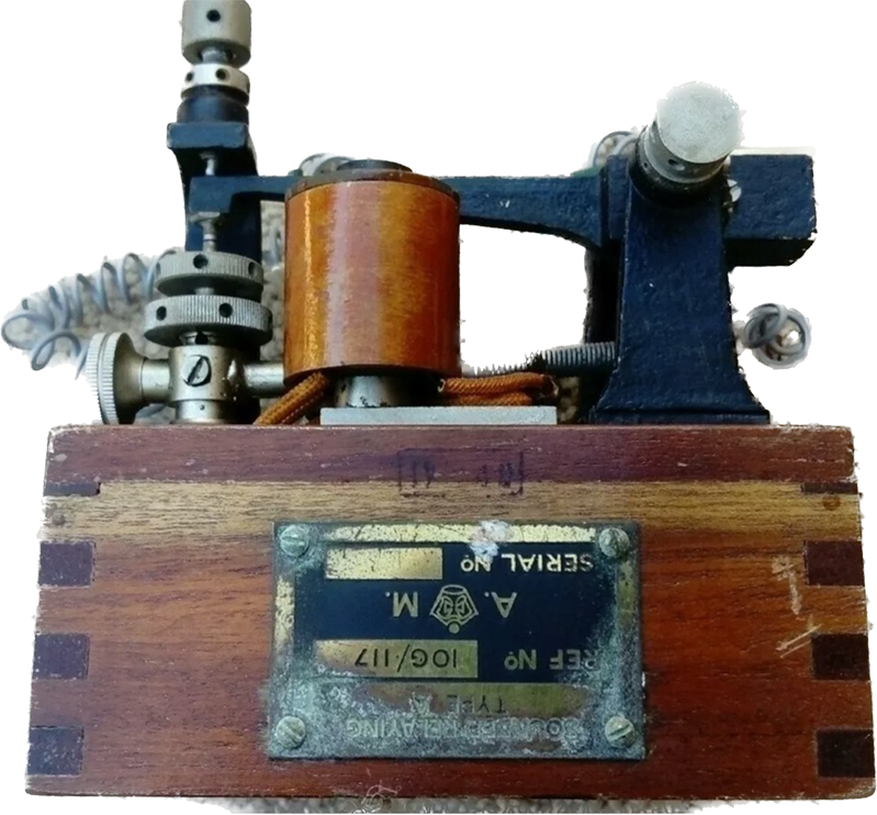 Morse code sounder relayer