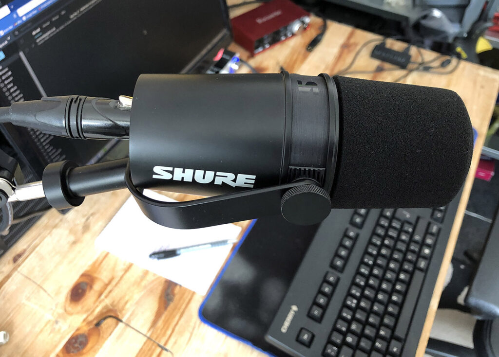 Shure mv7x microphone