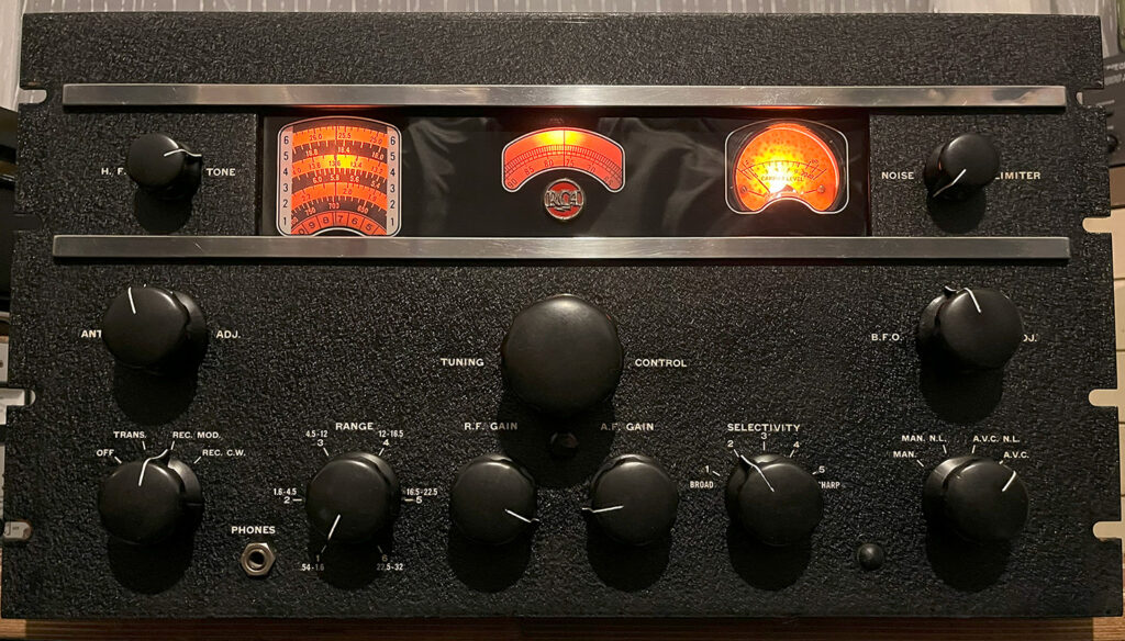 AR88D Communications Receiver