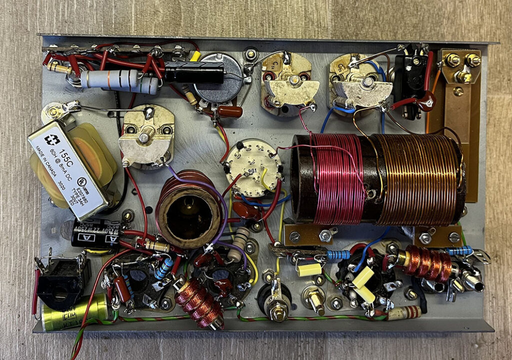 Paraset Spy Radio replica