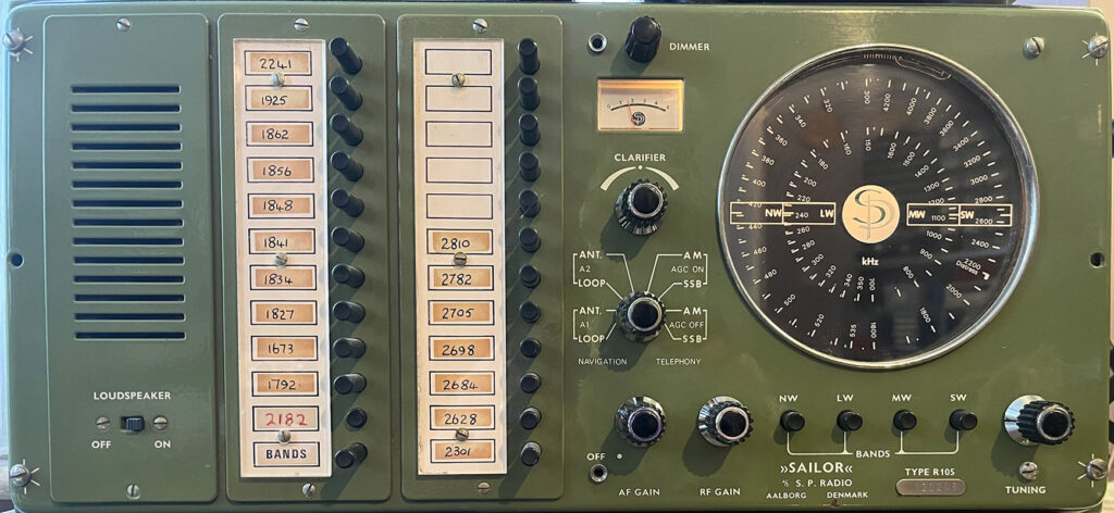 Sailor R105 receiver