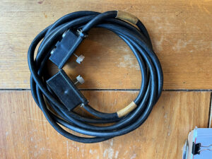 Clansman 28 volt remote battery cable